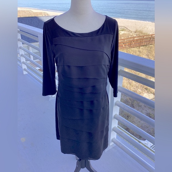 WHBM classic black scoop neck dress - Picture 1 of 8